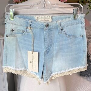 Altard State Denim Jean Shorts Lace Trimmed Womens 26/3 New